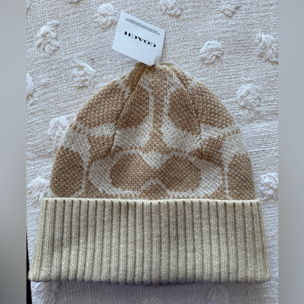 Coach Signature Logo Wool Blend Woven Patch Beanie Toque Winter Hat Tan NWT
